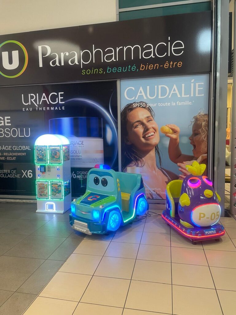 machines-jouets-distributeur-automatique-enfants-super-u-manege-enfants